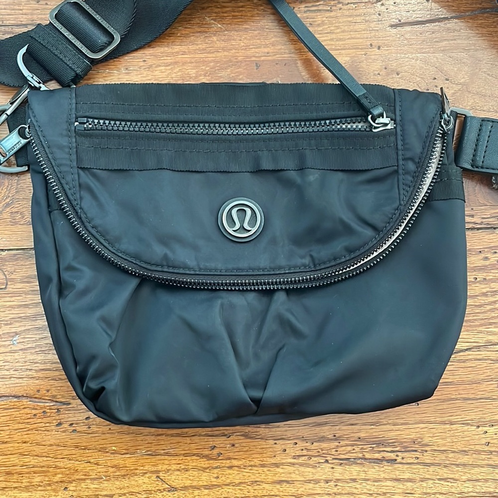 Lululemon Black Festival Bag 5L